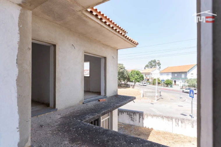 Moradia T0 para Venda em Fatima Foto 21