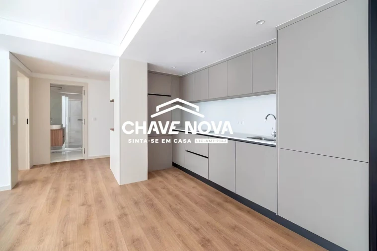 Apartamento T3 para Venda em Cachopo Foto 3