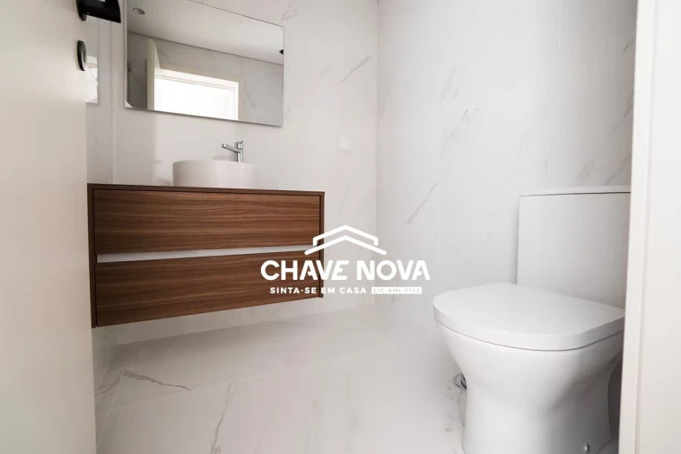 Apartamento T2 para Venda em Cachopo Foto 10