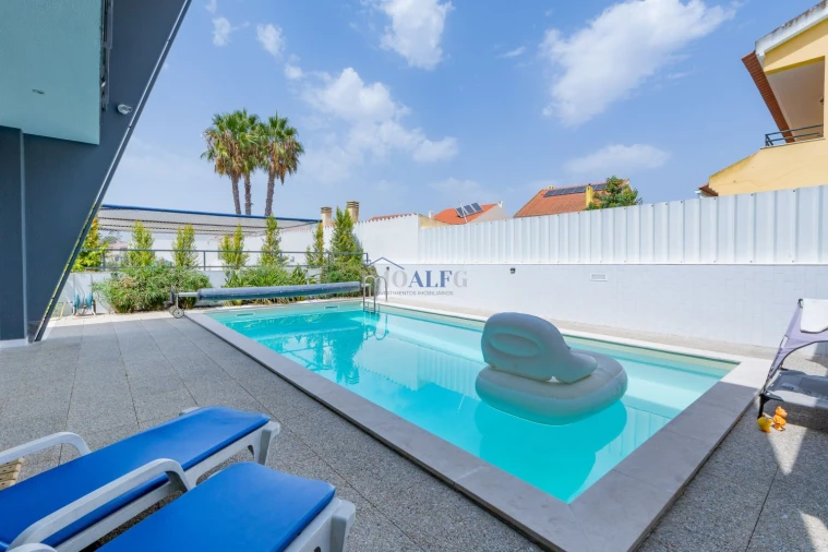 Moradia T3 para Venda em Quinta do Anjo Foto 2