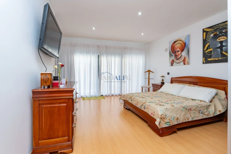 Moradia T3 para Venda em Quinta do Anjo Foto 32