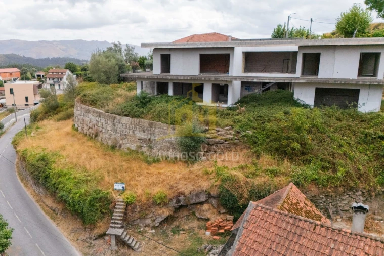 Moradia T4 para Venda em Anjos e Vilar do Chão Foto 5