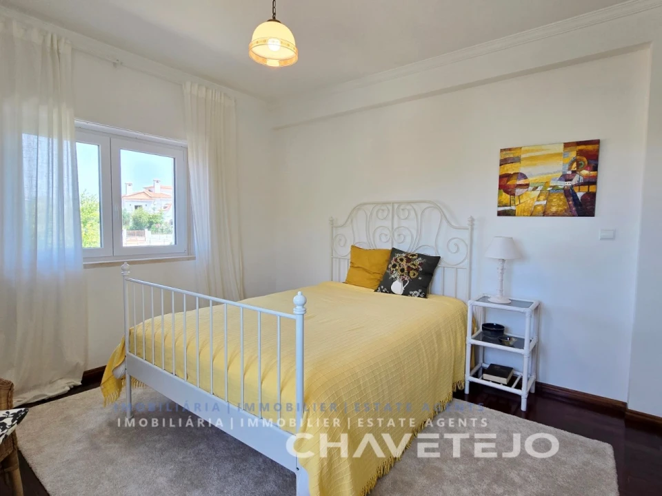 Moradia T5 para Venda em Casais e Alviobeira Foto 36