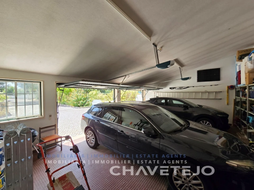 Moradia T5 para Venda em Casais e Alviobeira Foto 45