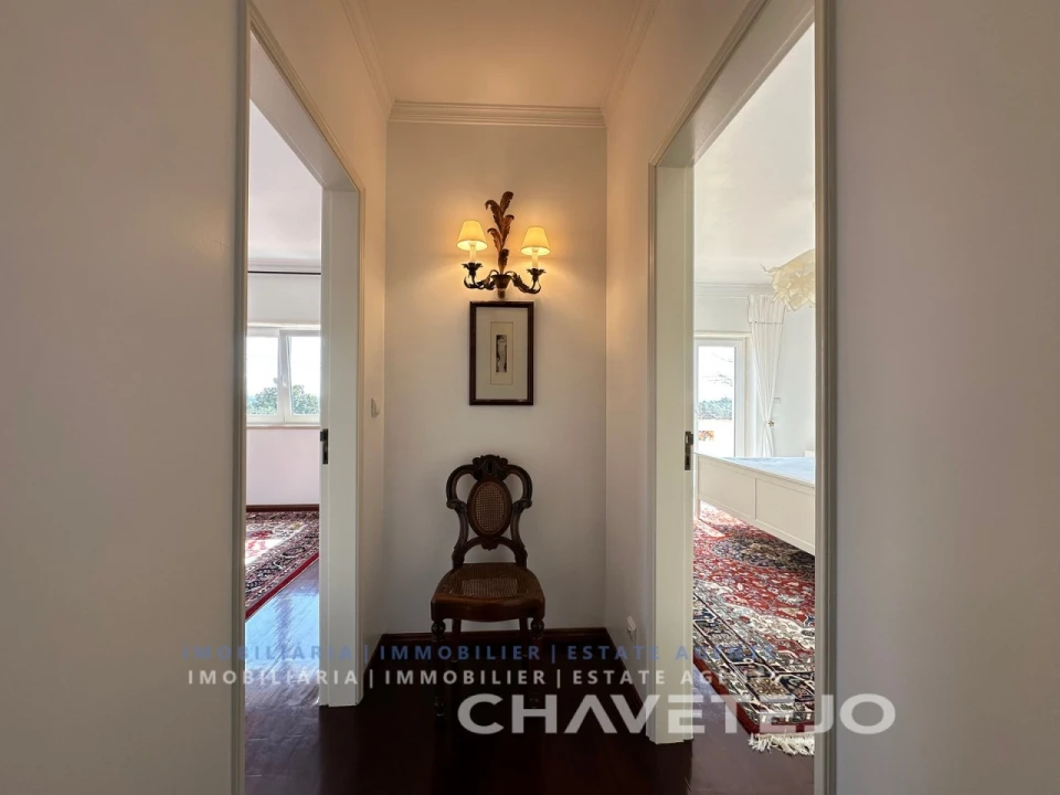 Moradia T5 para Venda em Casais e Alviobeira Foto 28