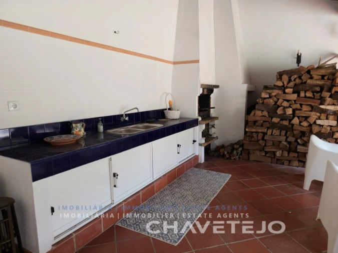 Moradia T5 para Venda em Casais e Alviobeira Foto 49