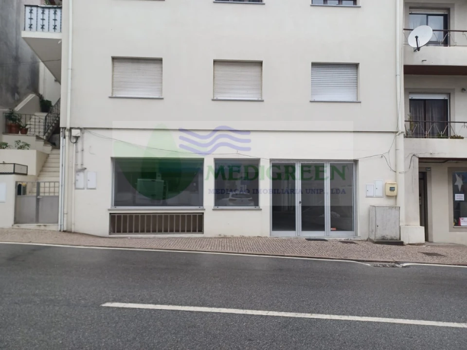 Loja para Arrendamento em Sever do Vouga Foto 2
