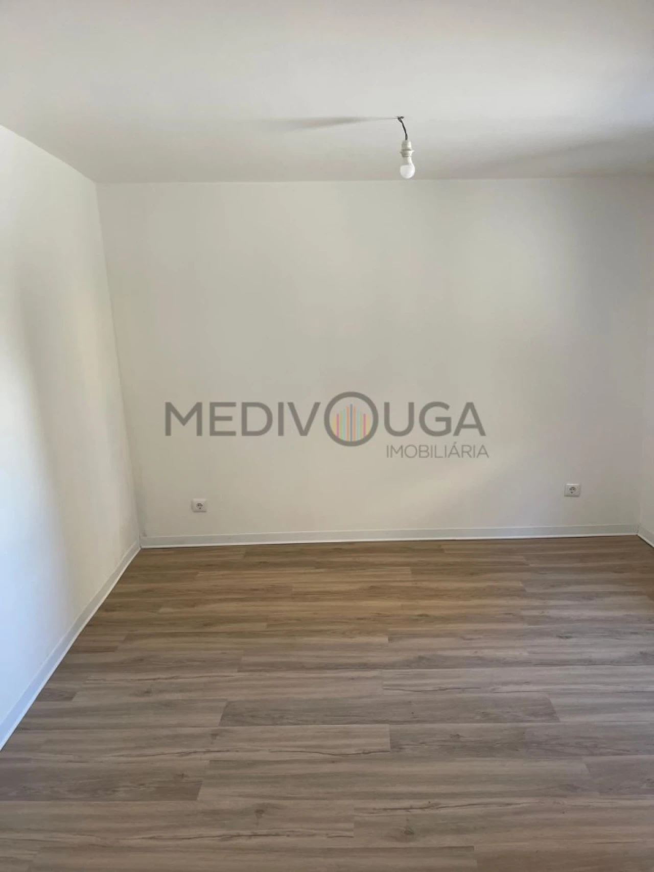 Moradia T1 para Venda em Arcos e Mogofores Foto 6