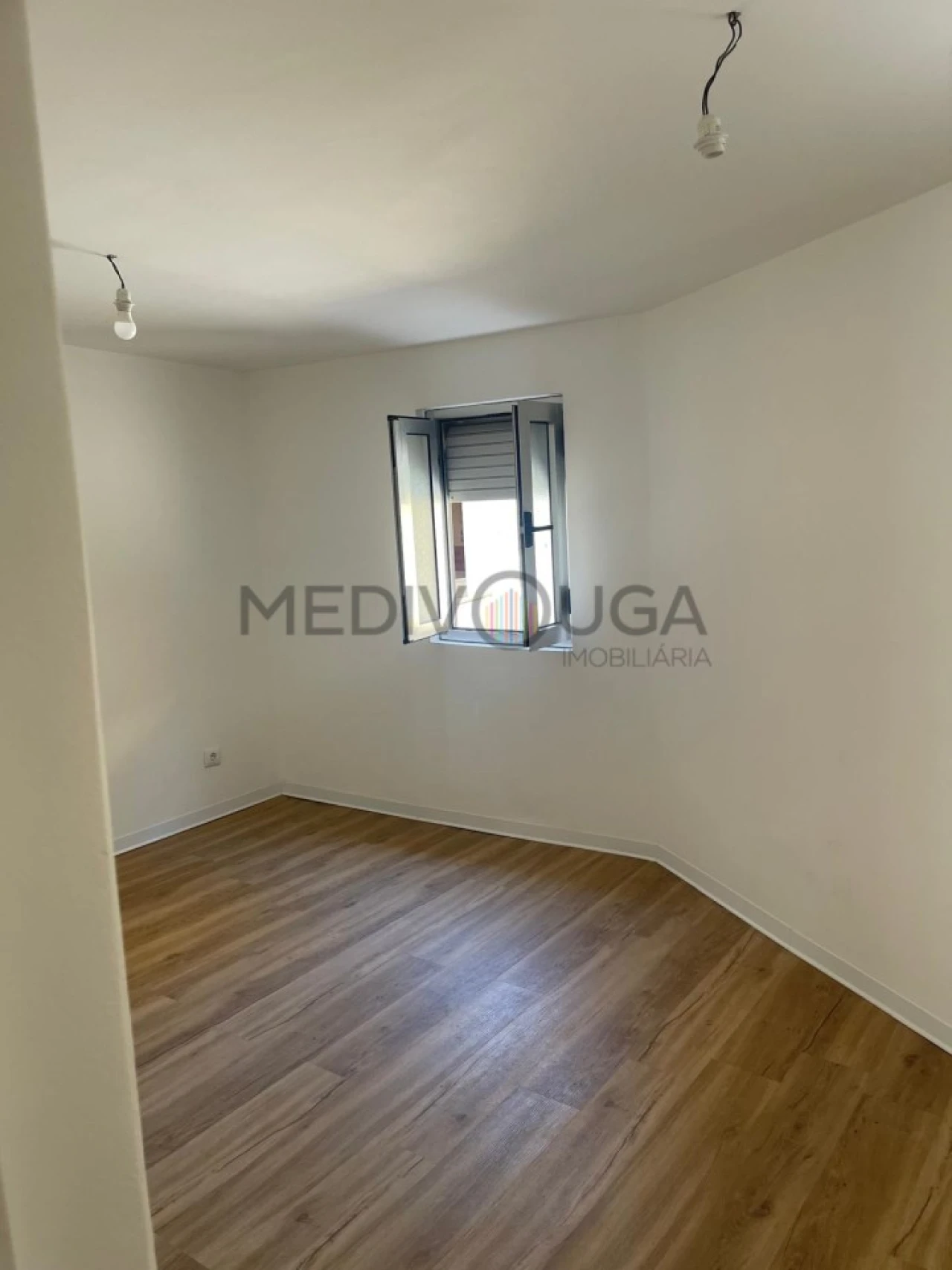 Moradia T1 para Venda em Arcos e Mogofores Foto 12