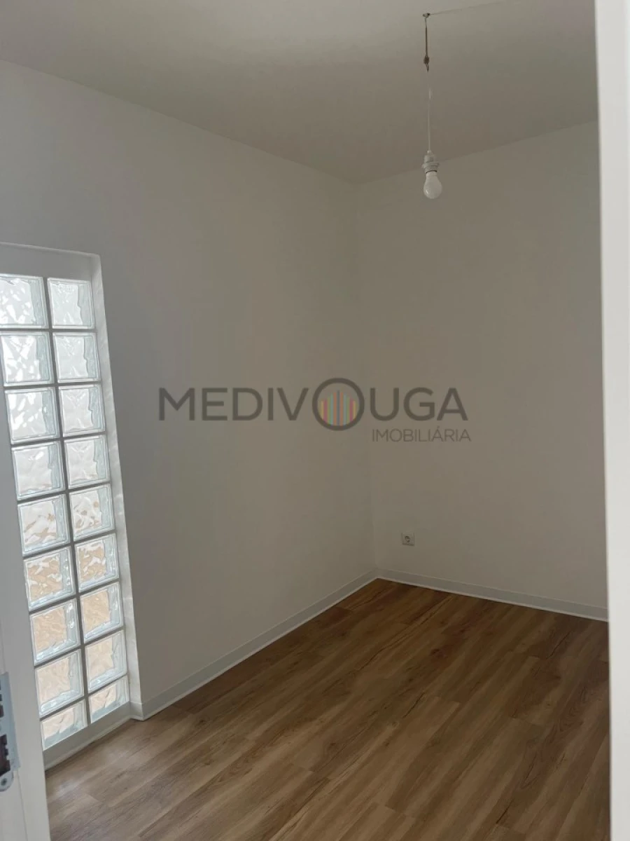 Moradia T1 para Venda em Arcos e Mogofores Foto 11