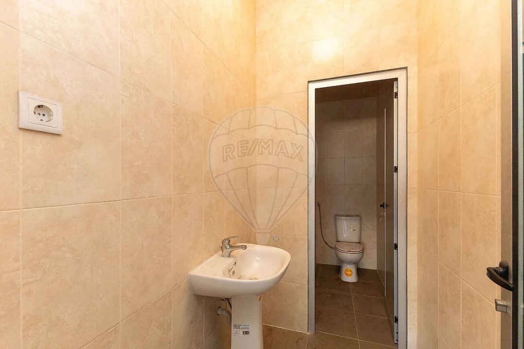 Armazém para Venda em Ovar, São João, Arada e São Vicente de Pereira Jusã Foto 16