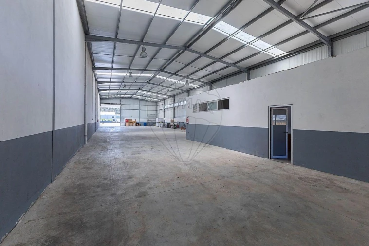 Armazém para Venda em Ovar, São João, Arada e São Vicente de Pereira Jusã Foto 11