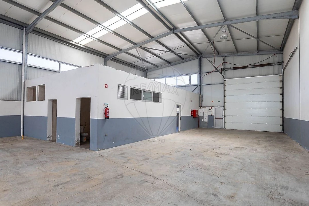 Armazém para Venda em Ovar, São João, Arada e São Vicente de Pereira Jusã Foto 14