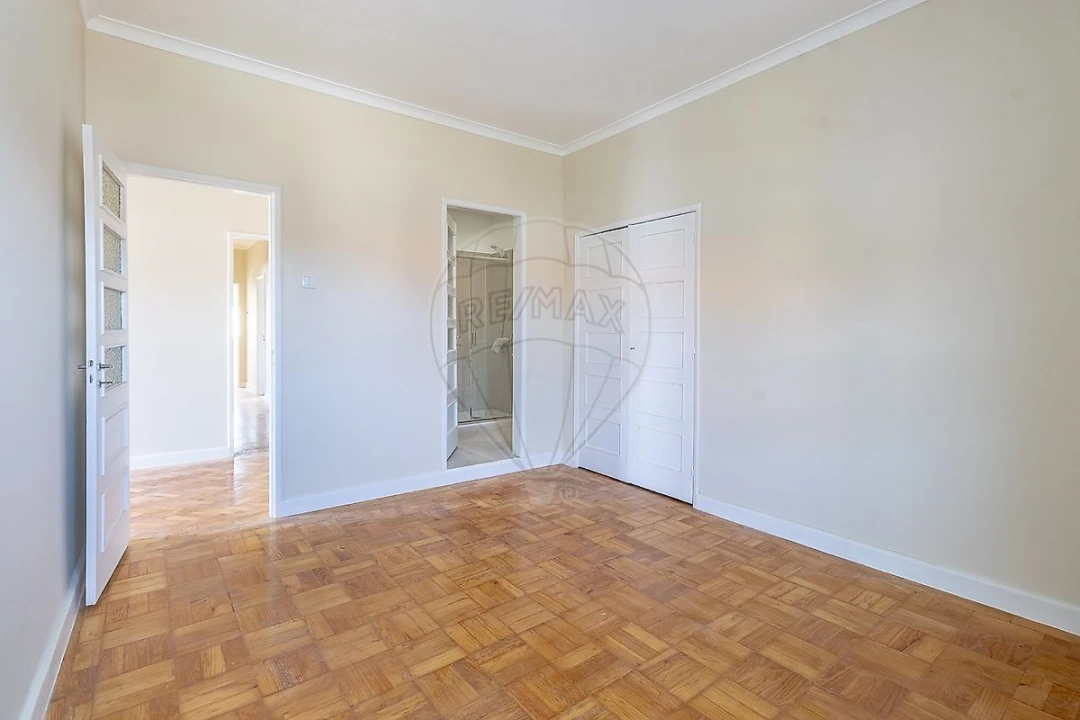 Negócio para Venda em São Felix da Marinha Foto 19