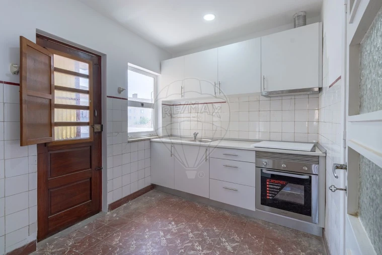 Negócio para Venda em São Felix da Marinha Foto 22