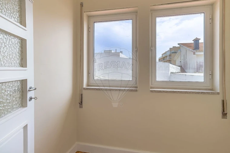 Negócio para Venda em São Felix da Marinha Foto 15