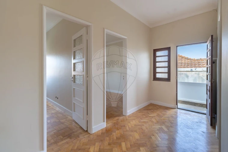 Negócio para Venda em São Felix da Marinha Foto 8