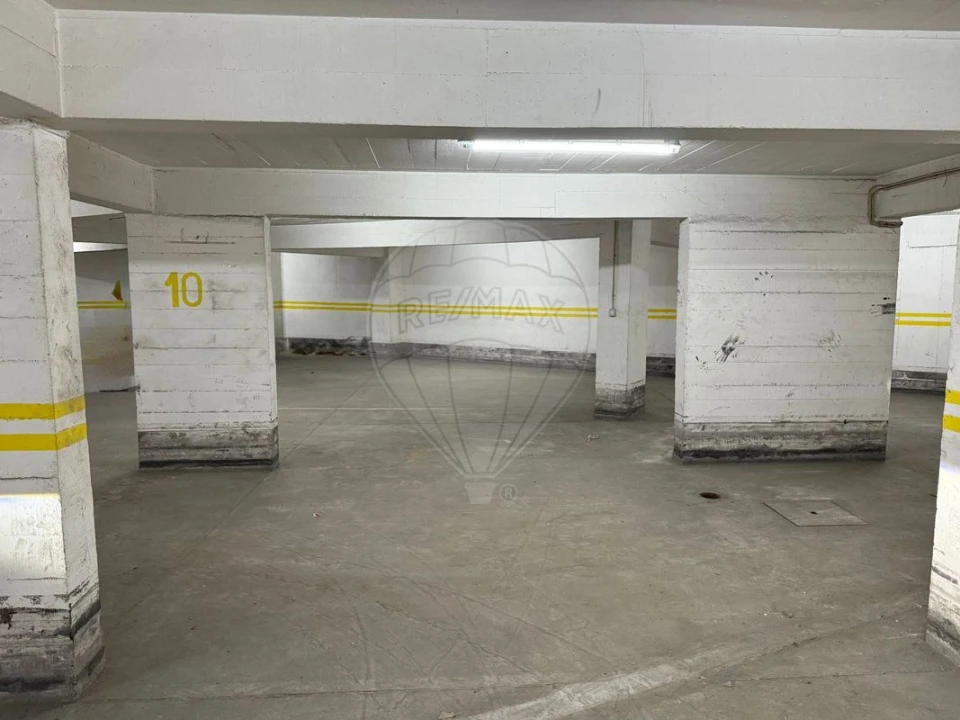 Garagem para Arrendamento em Cacém e São Marcos Foto 5