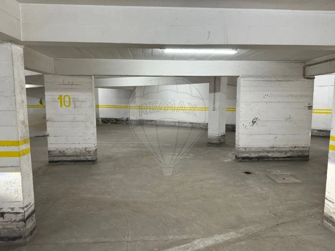 Garagem para Arrendamento em Cacém e São Marcos Foto 5