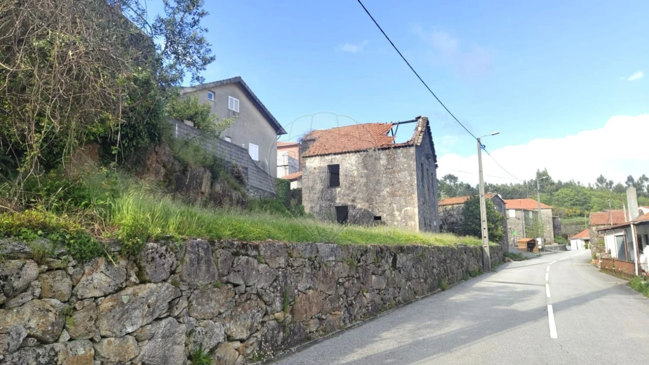 Moradia T3 para Venda em Junqueira Foto 8