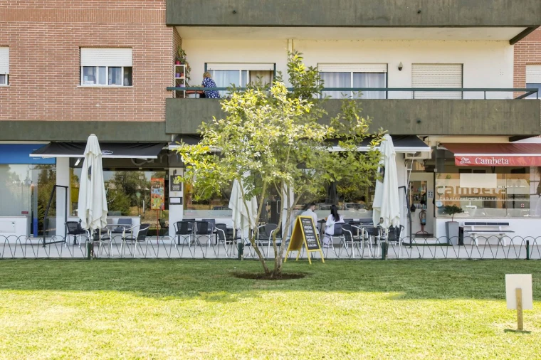 Negócio para Arrendamento em Tamengos, Aguim e Óis do Bairro Foto 17