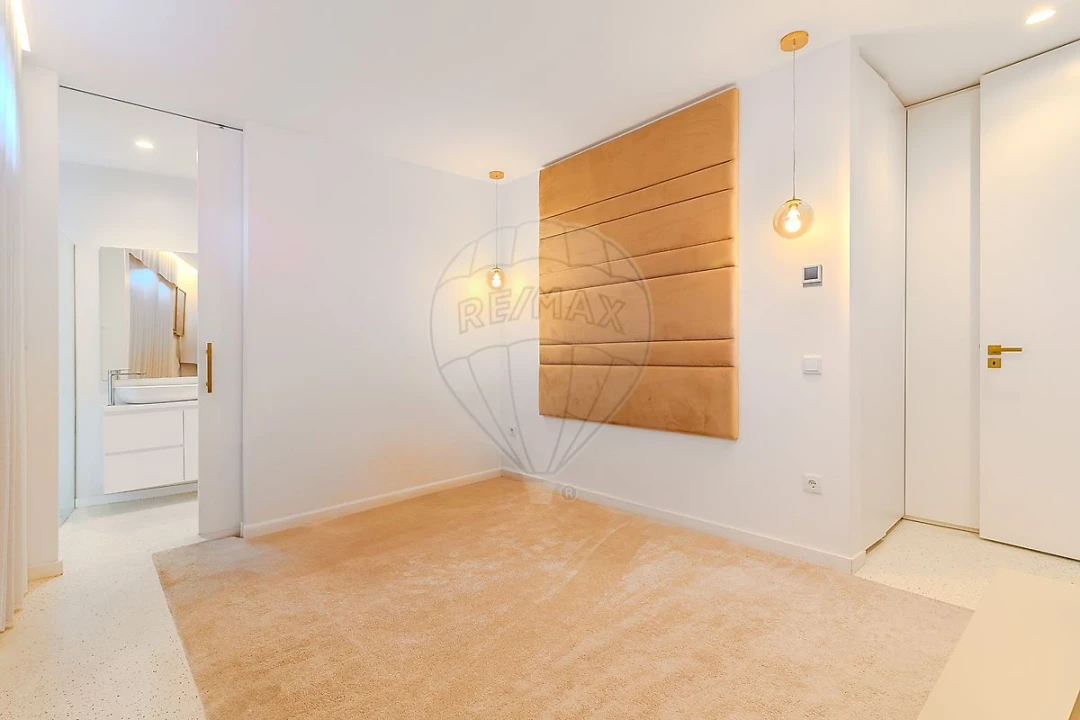 Moradia T4 para Venda em Paços de Ferreira Foto 24