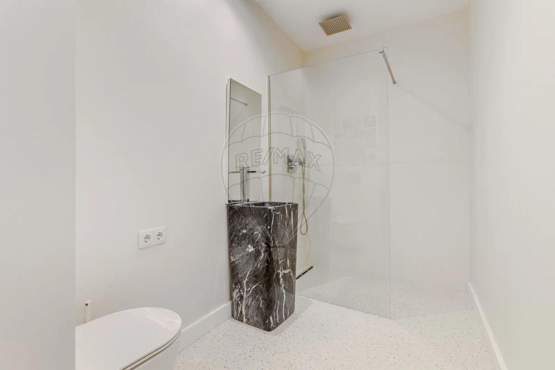 Moradia T4 para Venda em Paços de Ferreira Foto 36