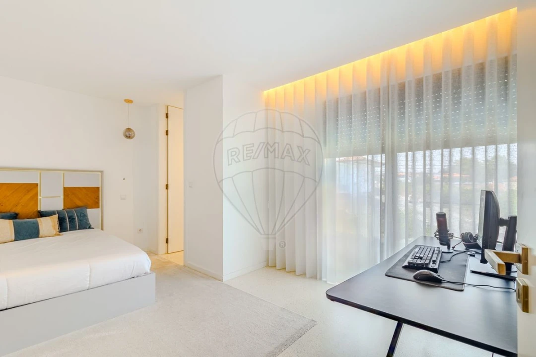 Moradia T4 para Venda em Paços de Ferreira Foto 28