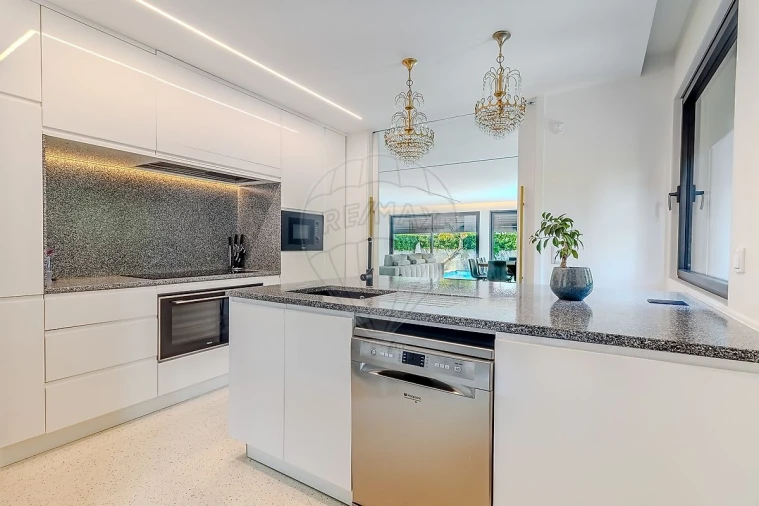 Moradia T4 para Venda em Paços de Ferreira Foto 11