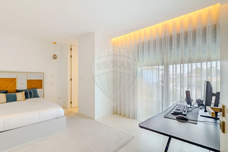 Moradia T4 para Venda em Paços de Ferreira Foto 28