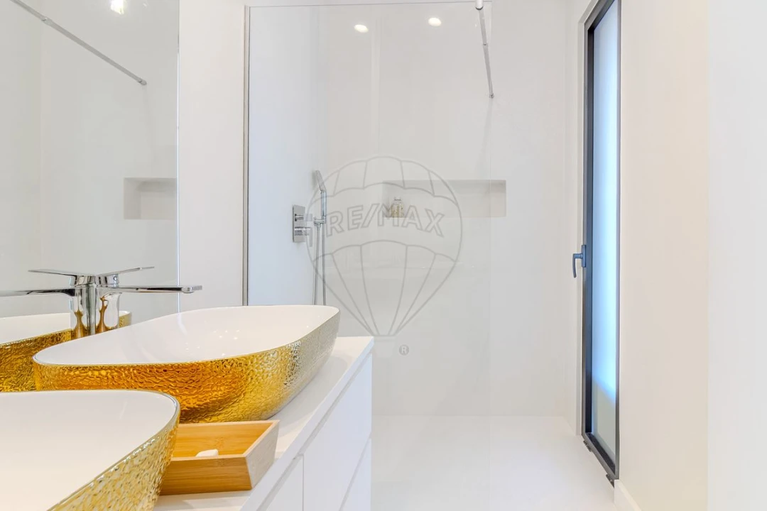 Moradia T4 para Venda em Paços de Ferreira Foto 22