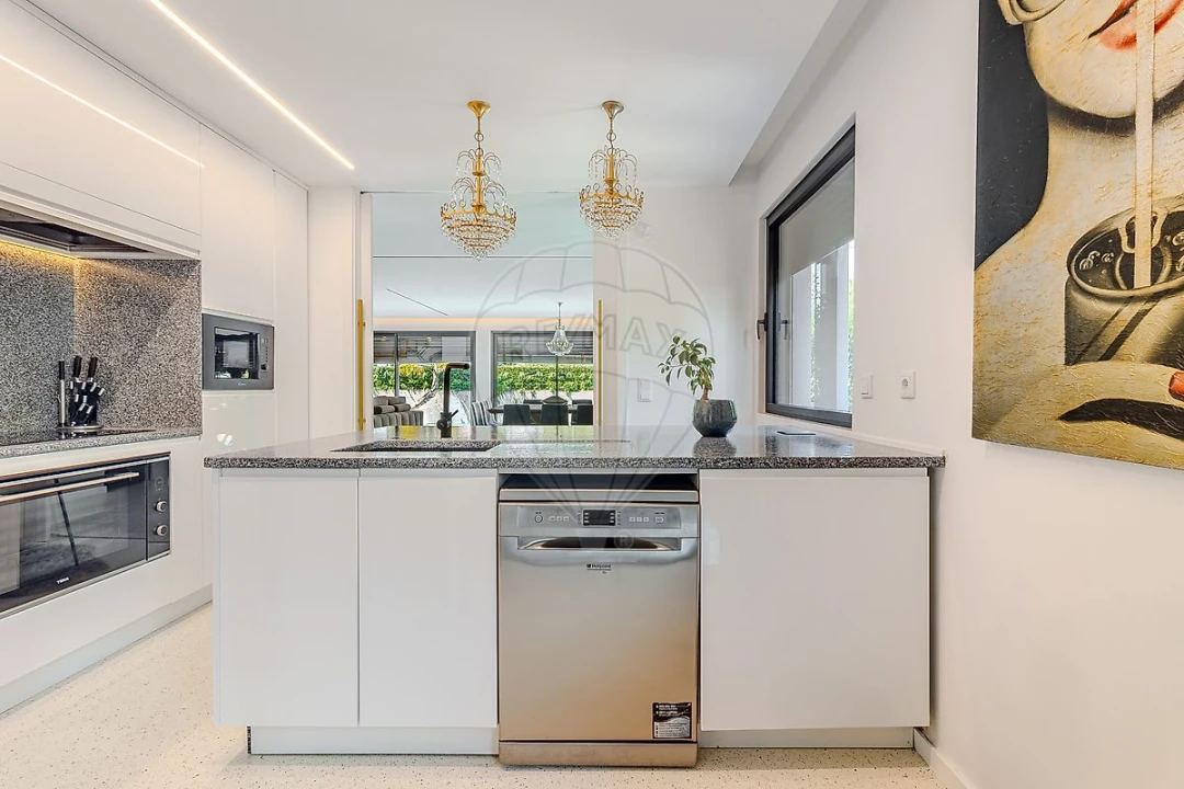 Moradia T4 para Venda em Paços de Ferreira Foto 10