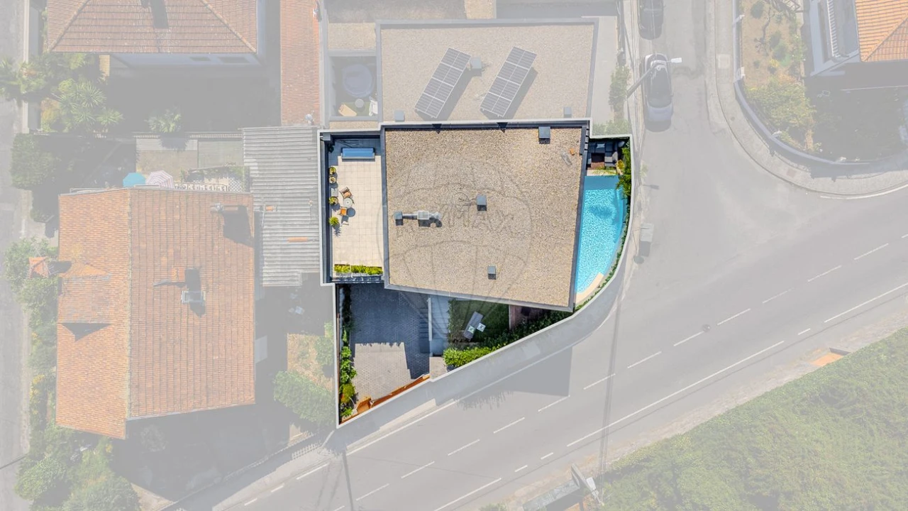 Moradia T4 para Venda em Paços de Ferreira Foto 48