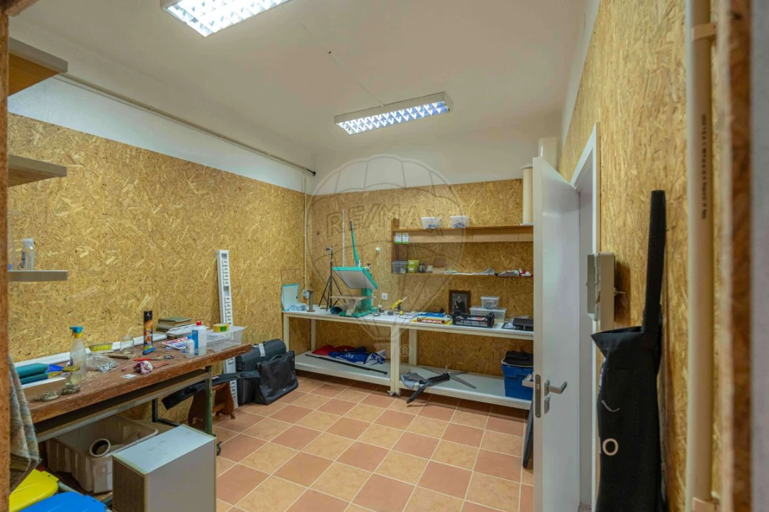 Loja para Venda em Granja do Ulmeiro Foto 30