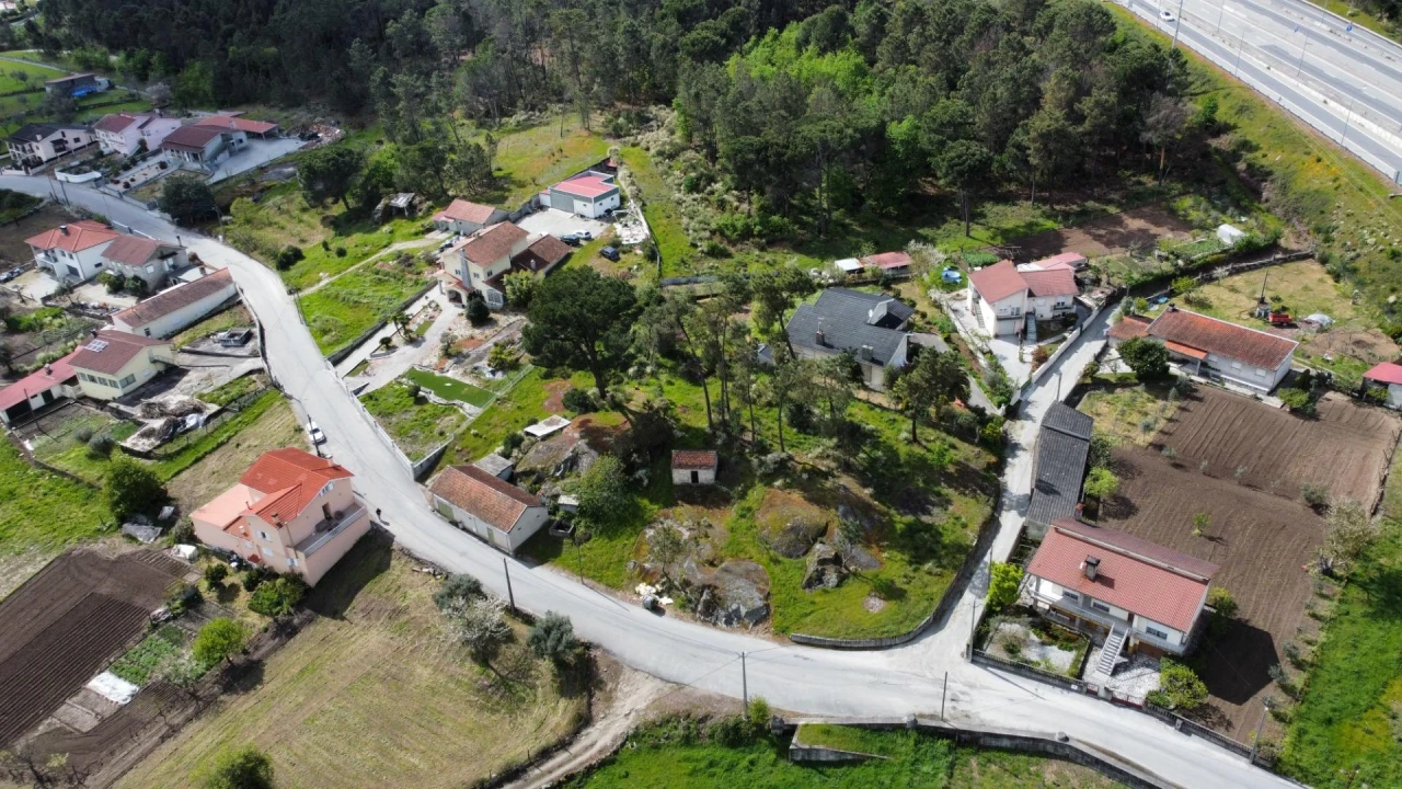 Terreno para Venda em São João de Lourosa Foto 3