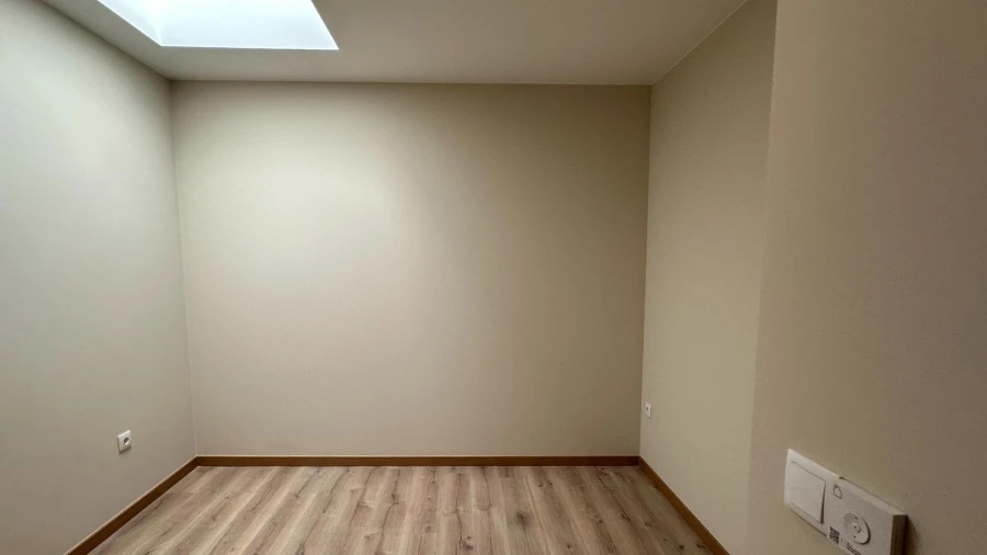 Apartamento T2 para Venda em Cavernães Foto 8