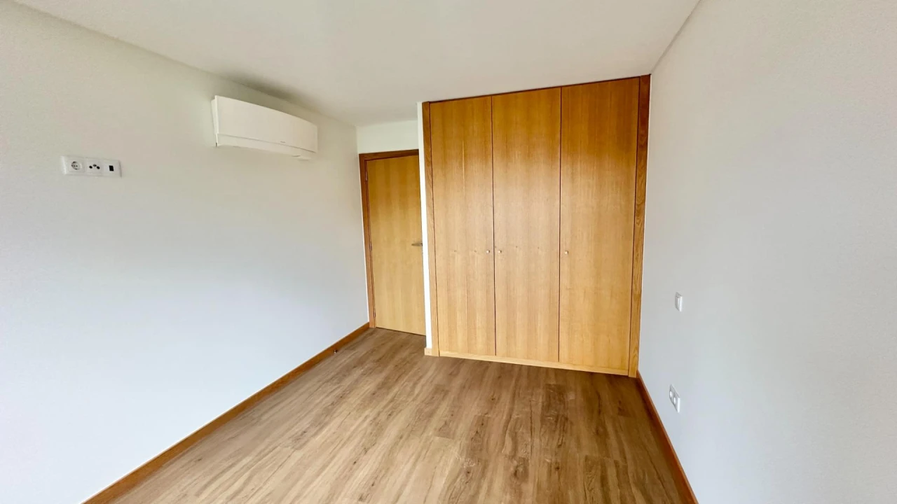 Apartamento T2 para Venda em Ranhados Foto 4