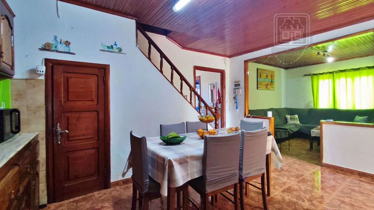 Moradia T2 para Venda em Fenais da Ajuda Foto 19