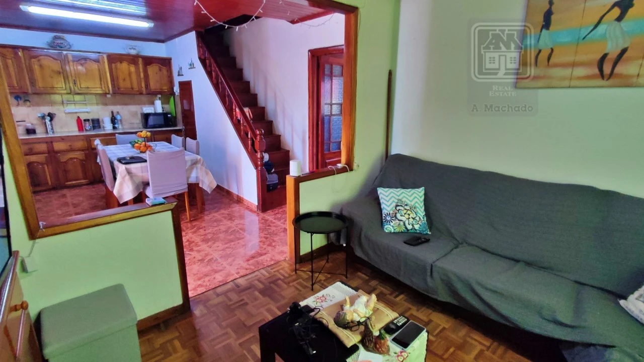 Moradia T2 para Venda em Fenais da Ajuda Foto 23