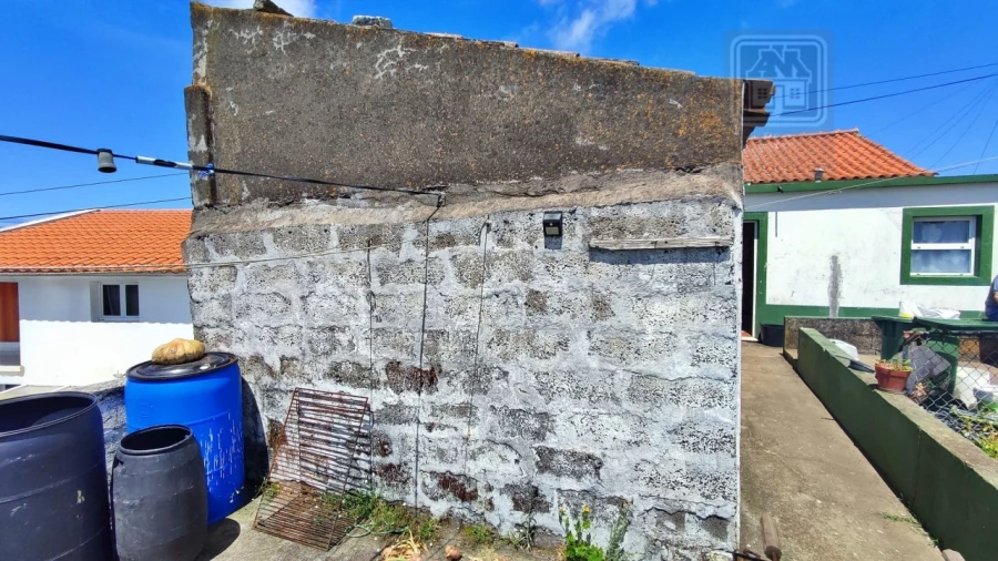 Moradia T2 para Venda em Fenais da Ajuda Foto 35