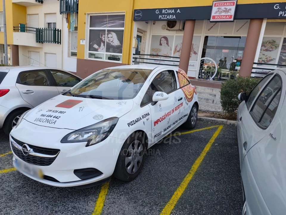 Loja para Venda em Vialonga Foto 10