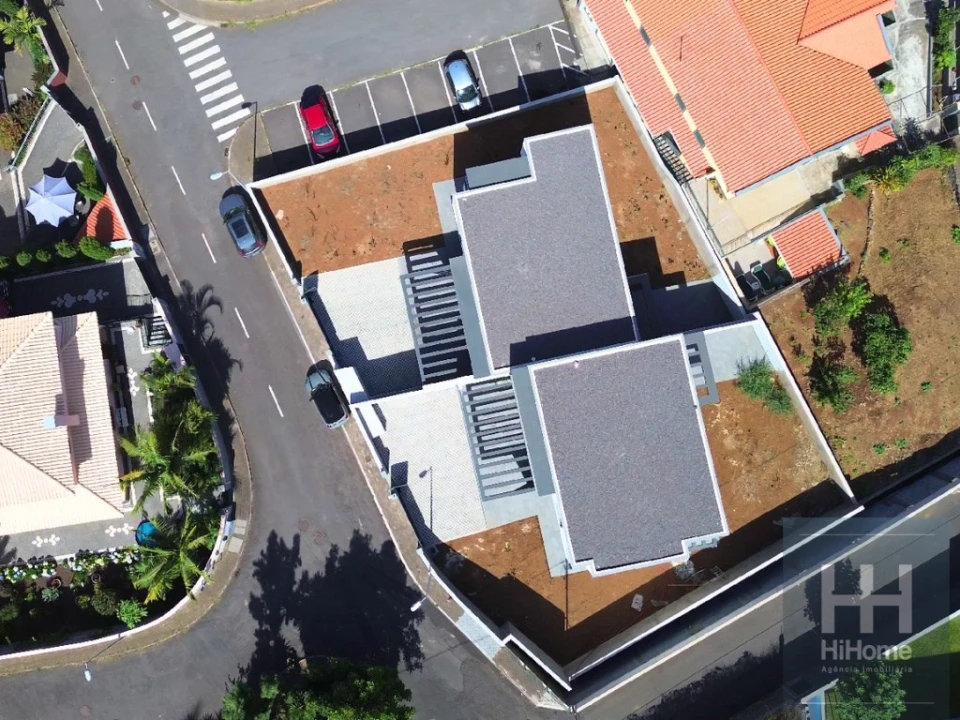 Moradia T3 para Venda em São Roque Foto 32