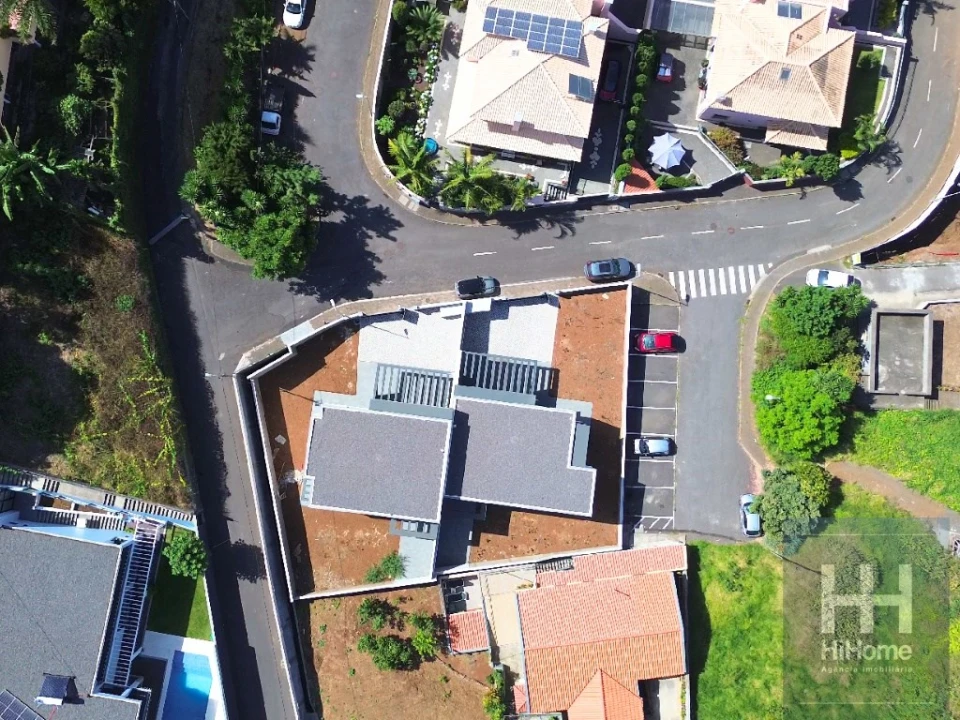 Moradia T3 para Venda em São Roque Foto 33