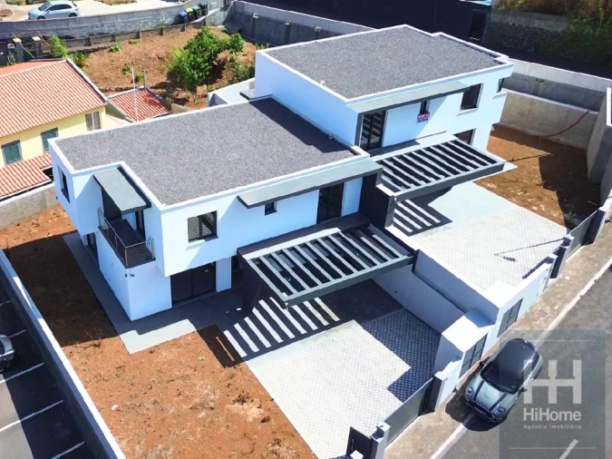Moradia T3 para Venda em São Roque Foto 28