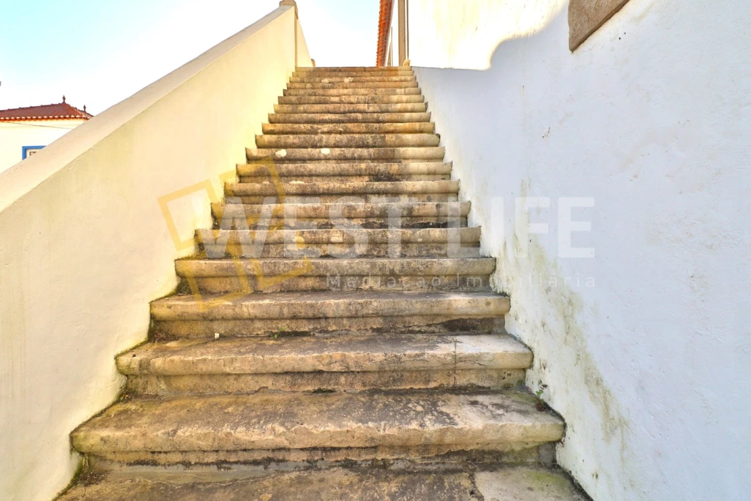 Moradia T10 para Venda em Vau Foto 15