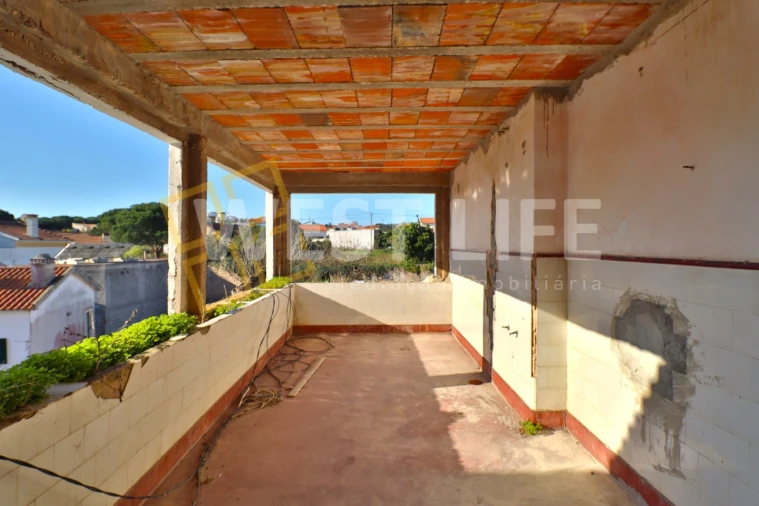 Moradia T10 para Venda em Vau Foto 5