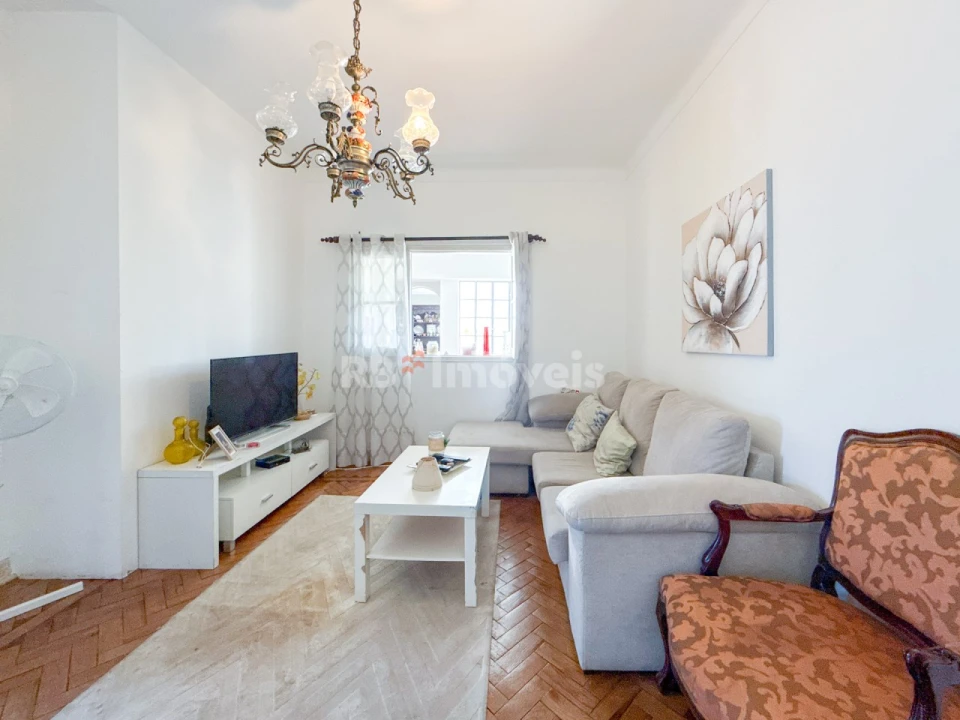 Moradia T5 para Venda em São João Baptista e Santa Maria dos Olivais Foto 9