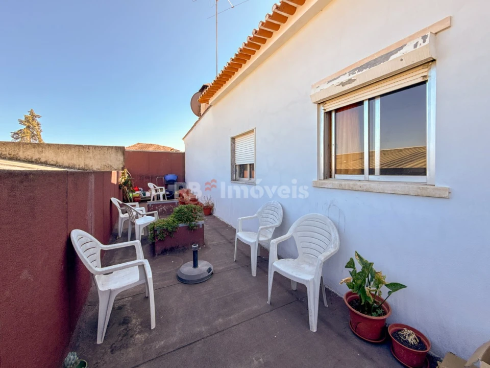 Moradia T5 para Venda em São João Baptista e Santa Maria dos Olivais Foto 6