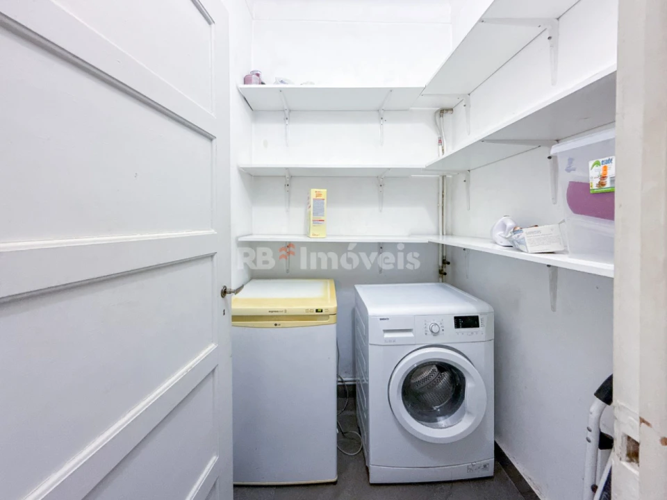 Moradia T5 para Venda em São João Baptista e Santa Maria dos Olivais Foto 15