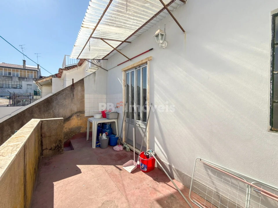 Moradia T5 para Venda em São João Baptista e Santa Maria dos Olivais Foto 30